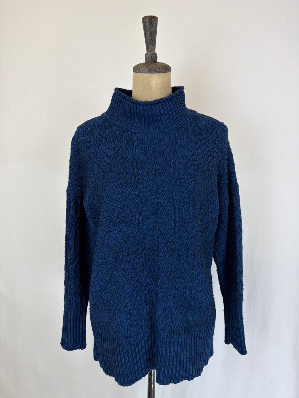 Pendelton Wool Blend Royal Blue Cable Knit Drop Shoulder Sweater #0613